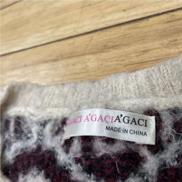 A'GACI MOHAIR Sweater Women M Red Beige Tribal Aztec Geometric Fuzzy Pullover M - Picture 5 of 16